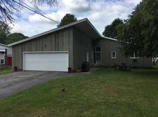 100 Park Ln, North Syracuse, NY 13212