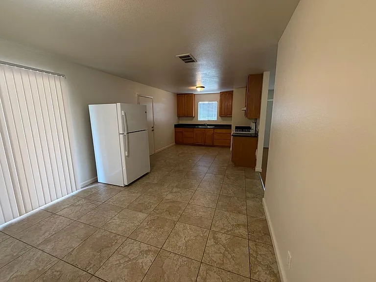 249 De Soto Dr — Photo 7