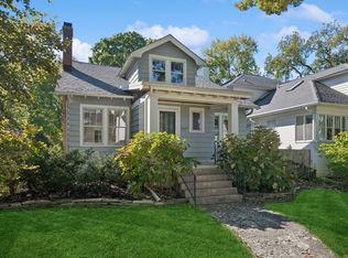 1617 Spencer Ave, Wilmette, IL