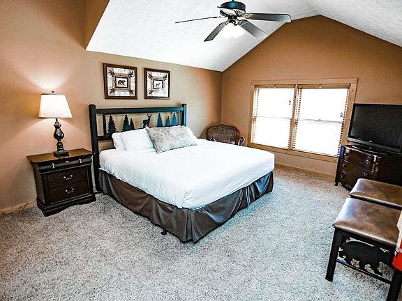 4th image of 639 Black Bear Falls Way