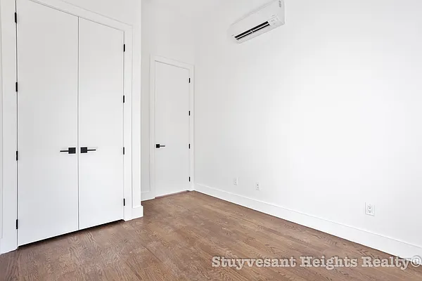 Rented by Stuyvesant Heights Realty Corp | media 42
