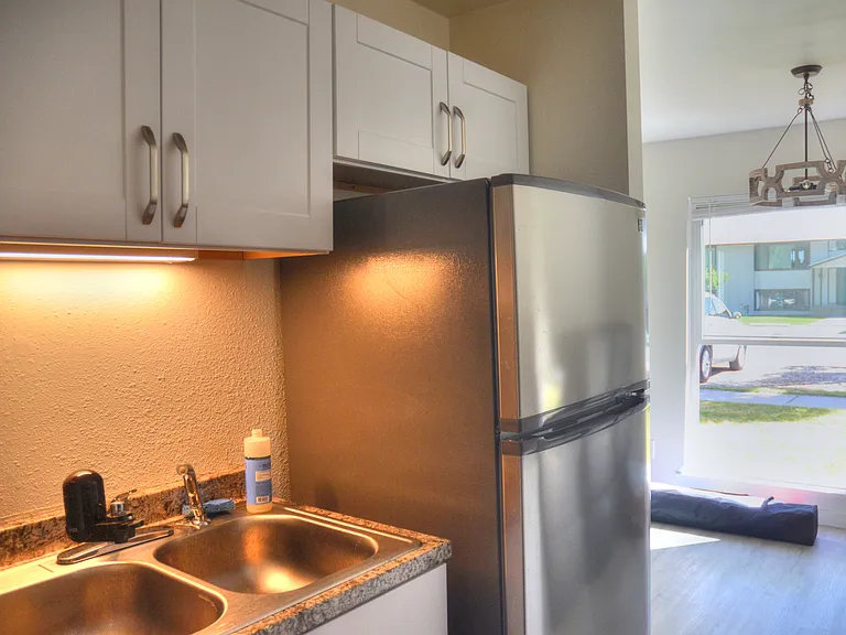 910 I St #C — Photo 13