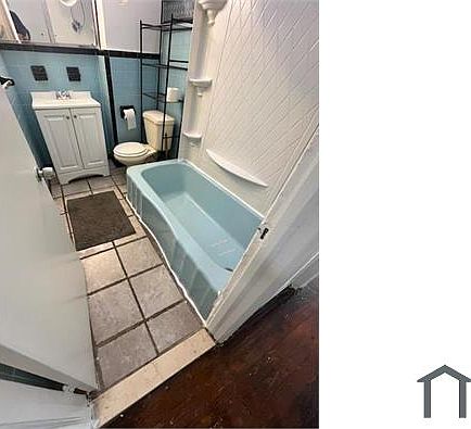 4th image of 5122 N Fairhill St