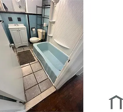 5122 N Fairhill St — Photo 4
