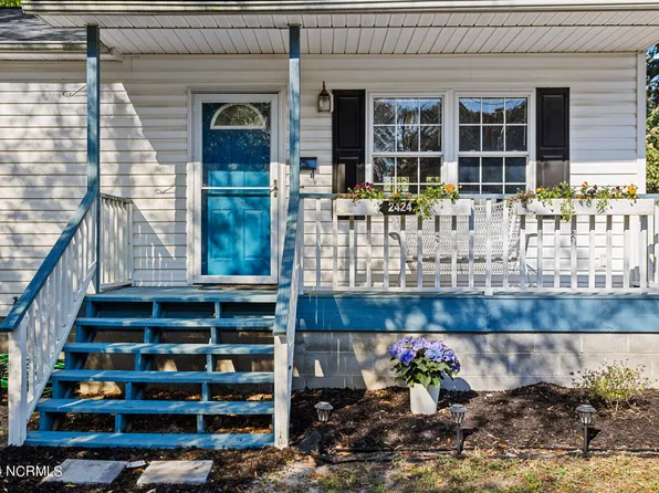 2424 Louisiana Street, Wilmington, NC 28401