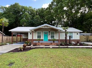 484 Long Dr, Crestview, FL 32539