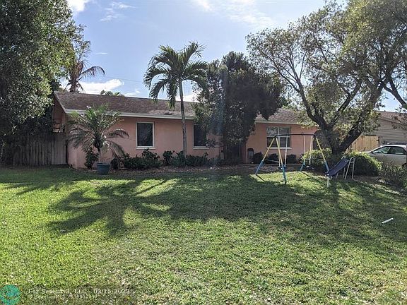 2nd image of 3606 Dorrit Ave