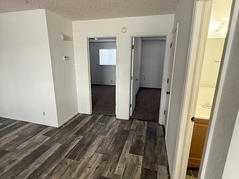 Serenity Ridge Apartments — Photo 5