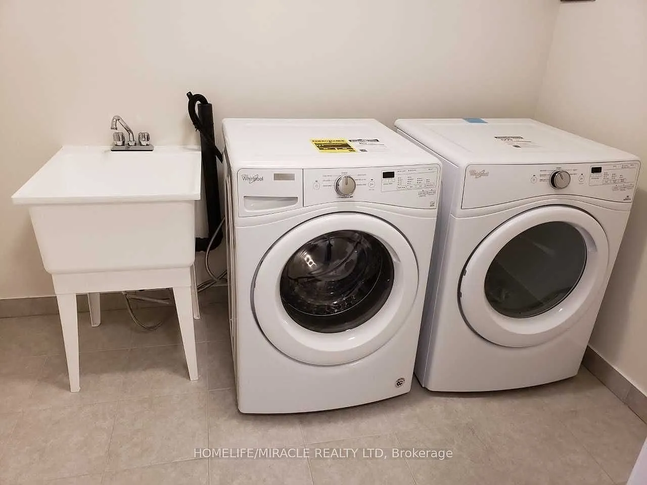 3 bed, $3,000 — Photo 4