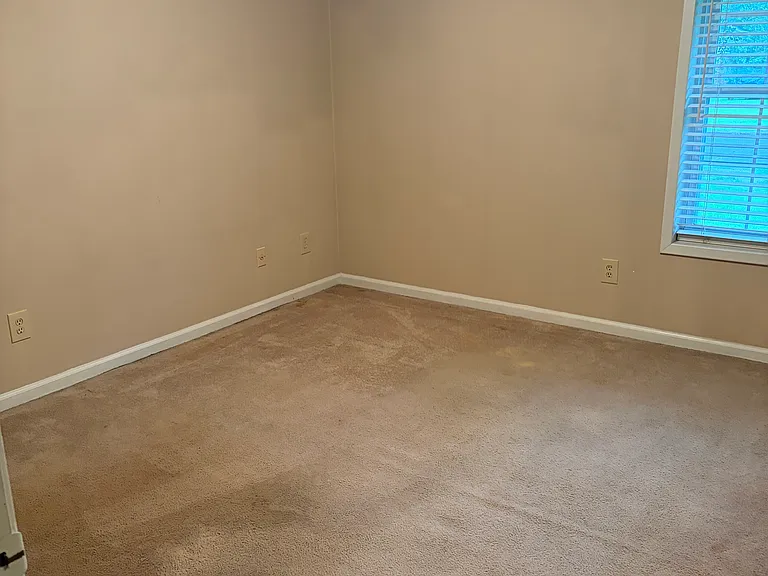 1108 Patty Dr — Photo 8