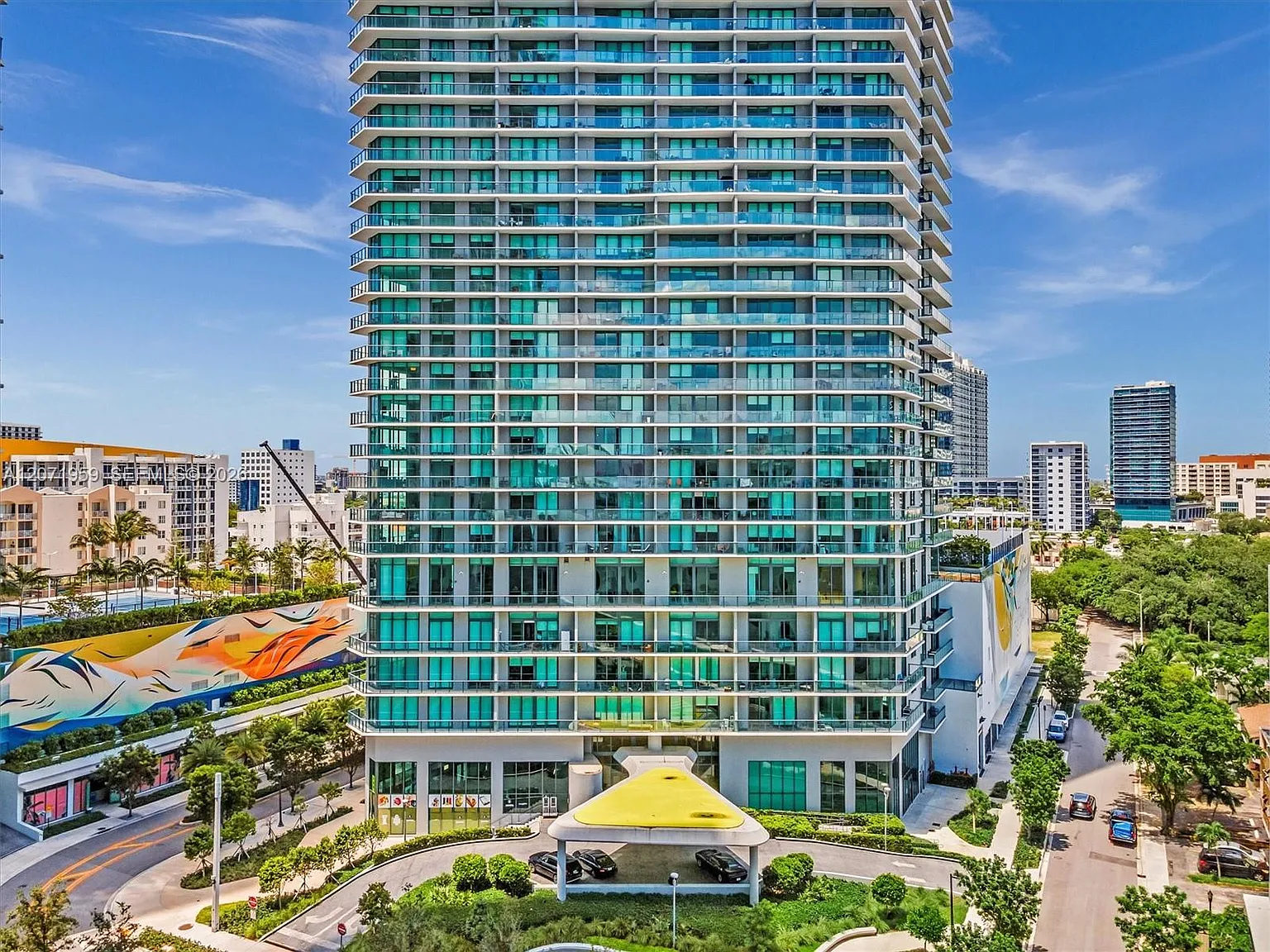 Paraiso Bayviews Condo — Photo 1