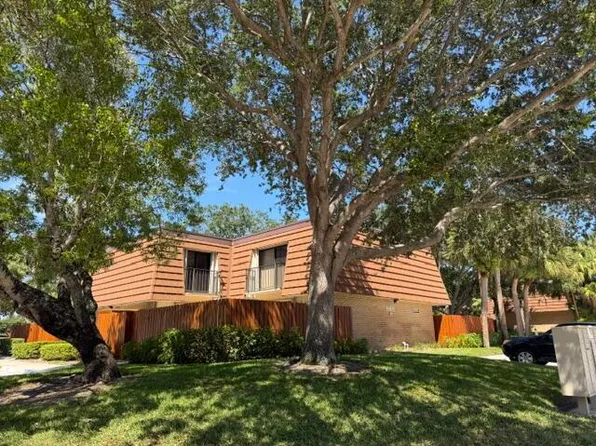 3013 30th Ct, Jupiter, FL 33477