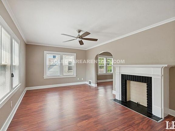 3rd image of 2030 Wyndhurst Rd