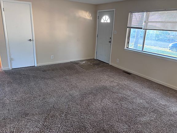 2nd image of 3081 Jasper Ave