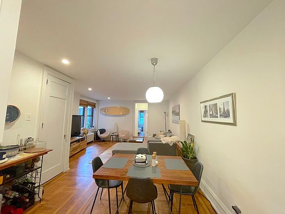 5th image of 267 W 70th St APT 2A