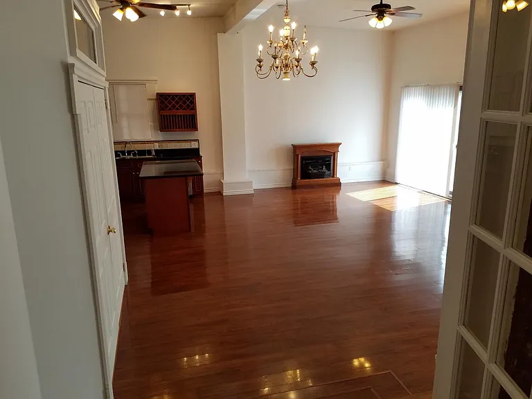 21 Ash St #4 — Photo 6