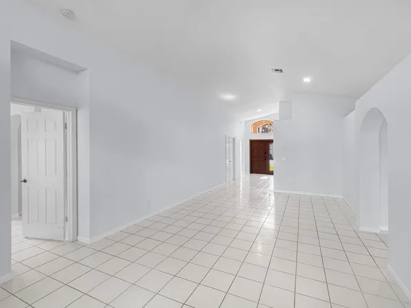 5737 Royal Club Drive, Boynton Beach, FL 33437