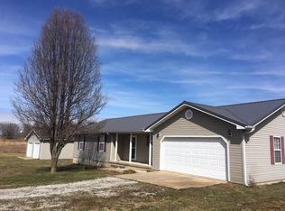 1807 Carl Yarber St, Mountain View, MO 65548