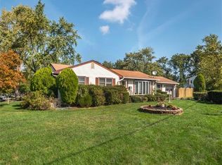 21 Chalmers Rd, East Brunswick, NJ 08816