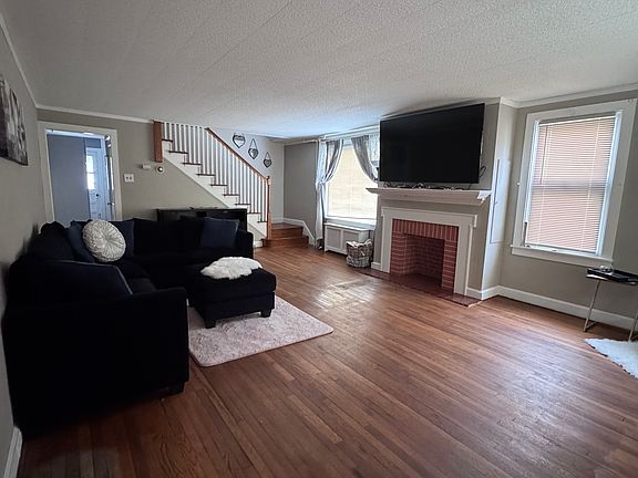 2nd image of 2526 N Sherman St