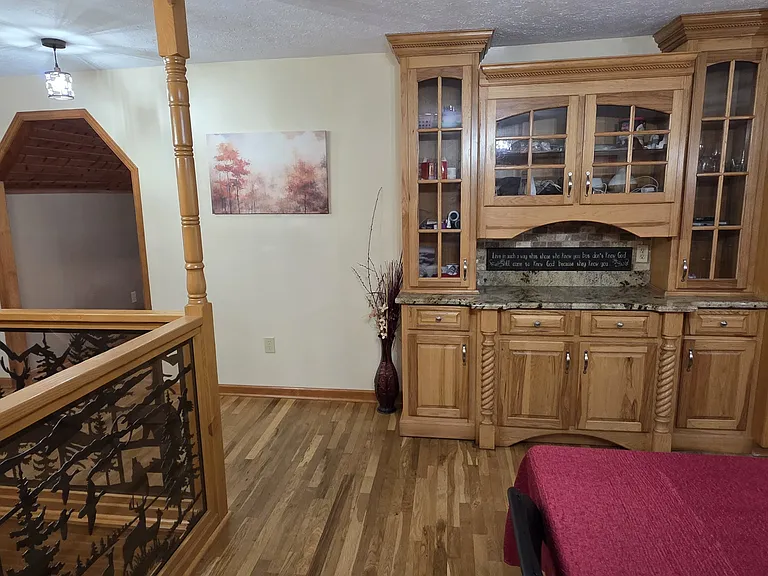 278 Forest Rd — Photo 40