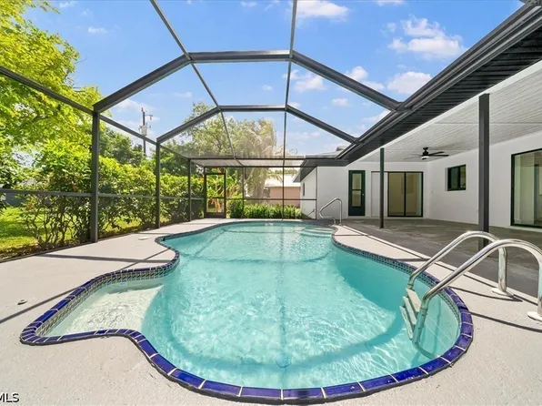 911 SE 16th Ter, Cape Coral, FL 33990
