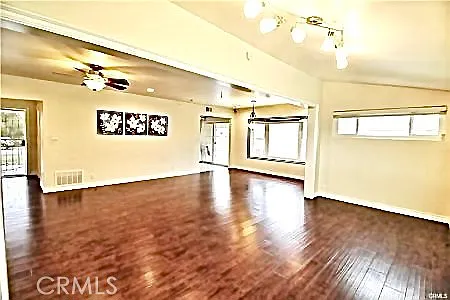 1704 E Vine Ave #A — Photo 3