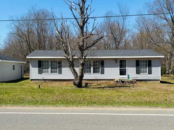 4380 Hemlock Ave, Lake, MI 48632