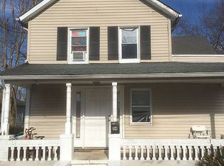 14 Earl St, Red Bank, NJ 07701