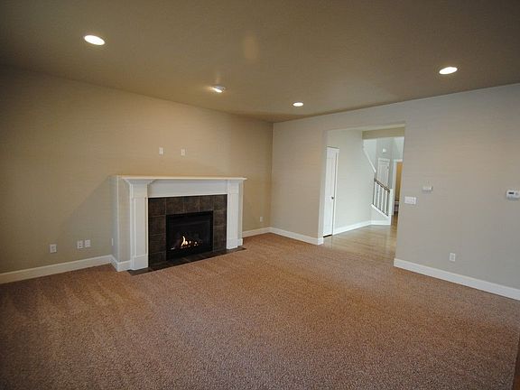 2nd image of 18217 5th Avenue Ct E