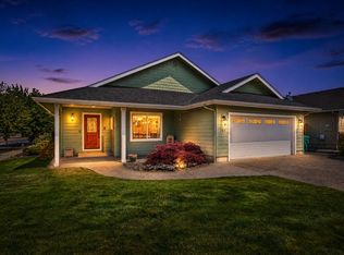 102 SW Pintail Ct, Grants Pass, OR 97527