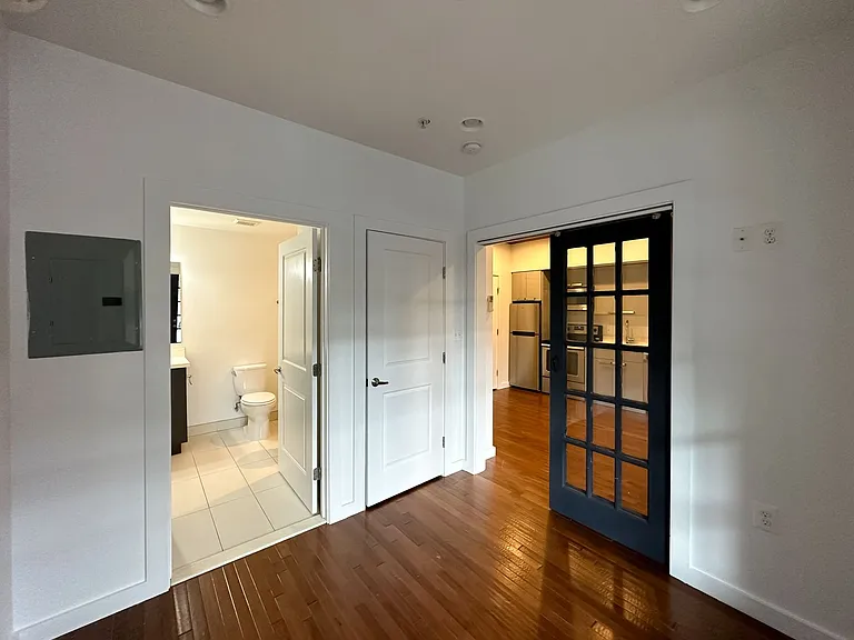 THE PORTLAND APARTMENTS — Photo 26
