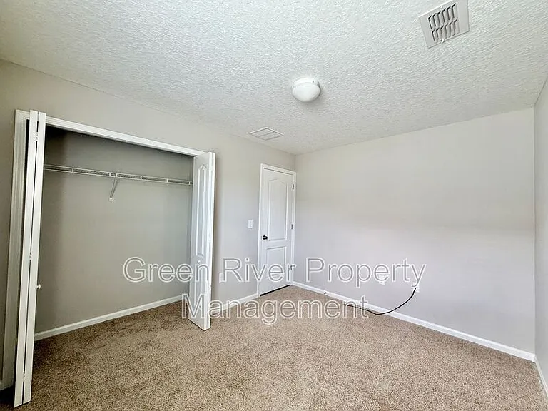 278 Pickett Dr — Photo 28
