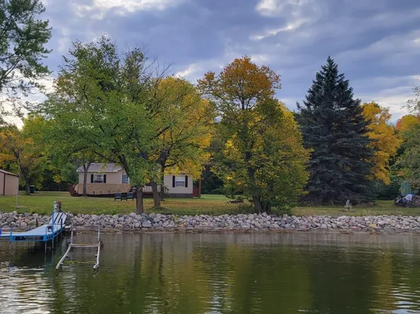 37106 Hackberry Point Rd, Richville, MN 56576