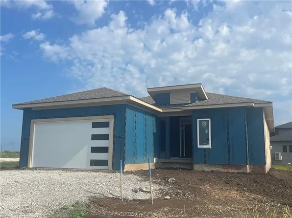 15446 W 161st St, Olathe, KS 66062