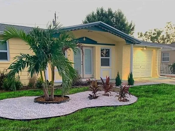 4142 Woodfield Ave, Holiday, FL 34691
