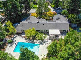 20 Winfield Ln, Walnut Creek, CA 94595