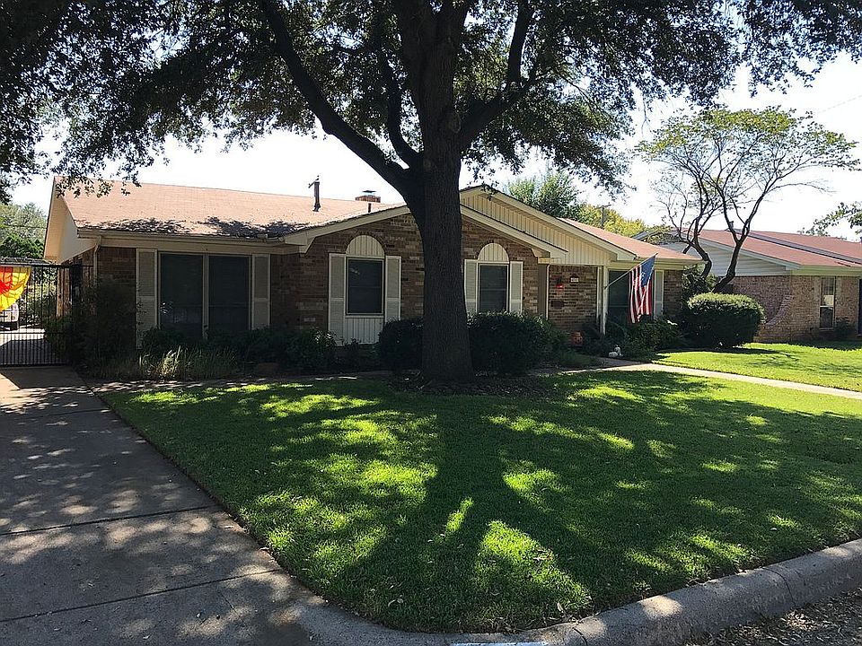1st image of 4717 Ivanhoe Dr