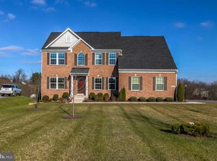 18317 Chelsea Knolls Dr, Mount Airy, MD 21771