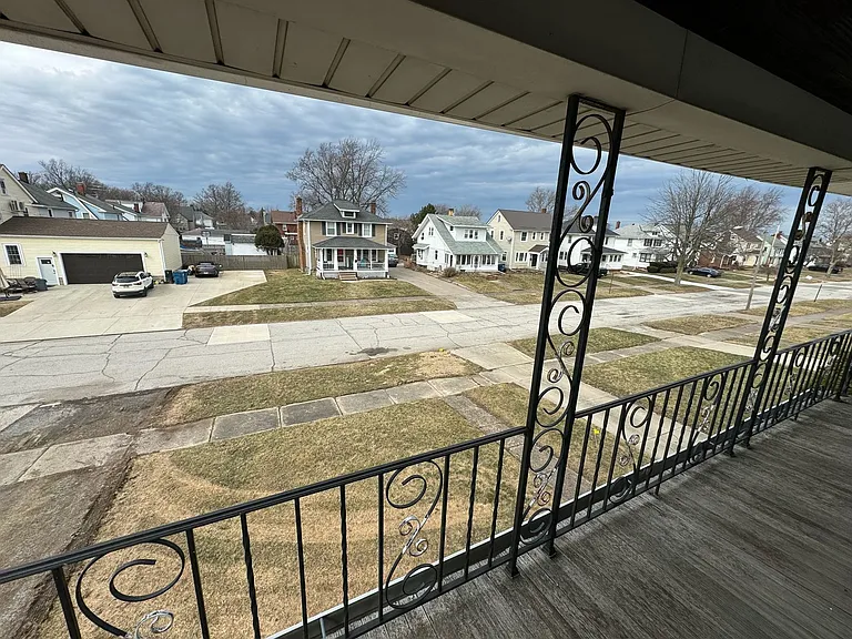 839-841 Allison Ave — Photo 8