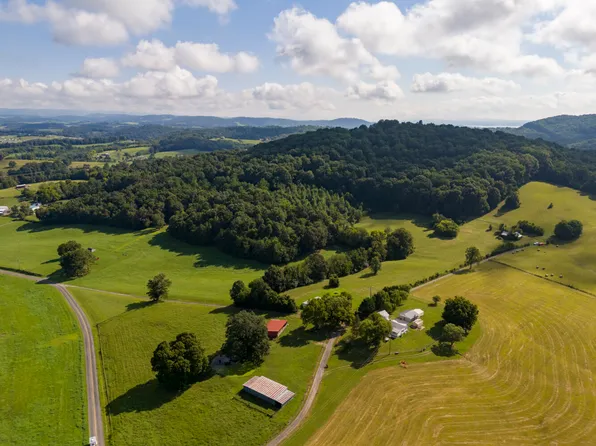 2060 Snipe Ln, New Market, TN 37820