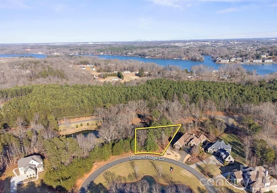 1st image of 1112 Verdant Ridge Cir
