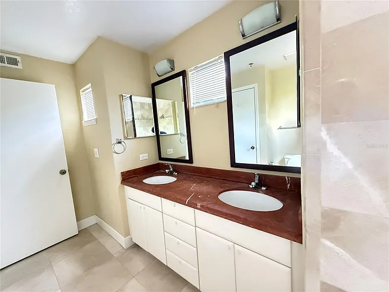 13212 Arbor Isle Dr #201 — Photo 13
