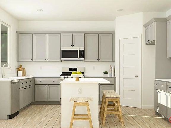 2nd image of 9629 Greenwood Glen Ln