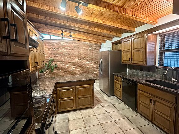 5th image of 2636 Keats Pl