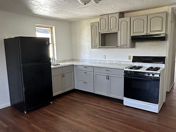 3rd image of 717 E Clarke Ave Unit 2