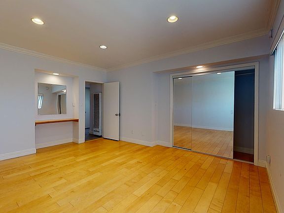 3rd image of 3853 Prospect Ave APT 1