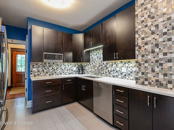 5th image of 4439 N Christiana Ave