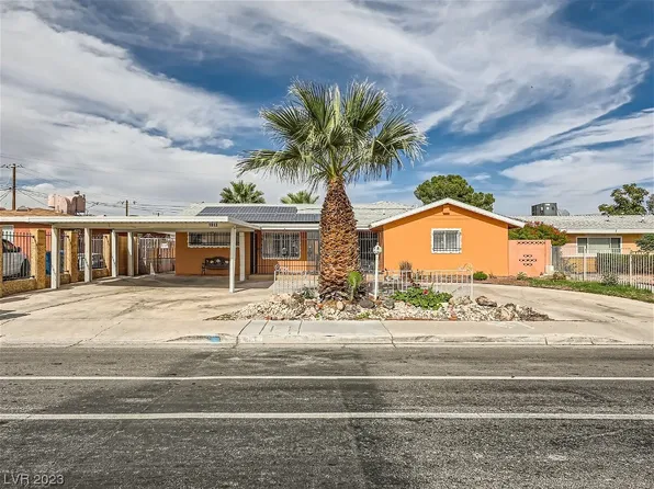 1013 E Saint Louis Ave, Las Vegas, NV 89104