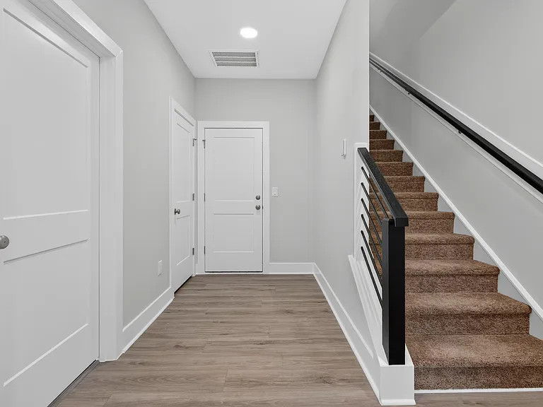 2405 Adrift Rd — Photo 4